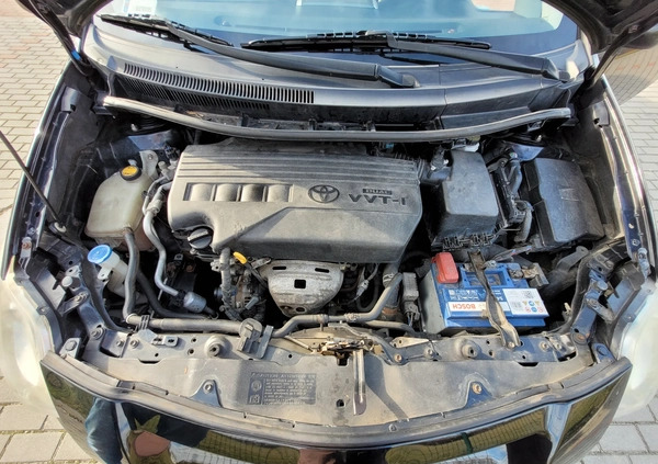 Toyota Auris cena 19900 przebieg: 166800, rok produkcji 2009 z Brzeziny małe 92